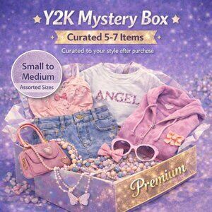 ✨ Y2K Aesthetic Mystery Premium Box (S/M) 📦❓ Curated 5-7 Piece Fashion Bundle
